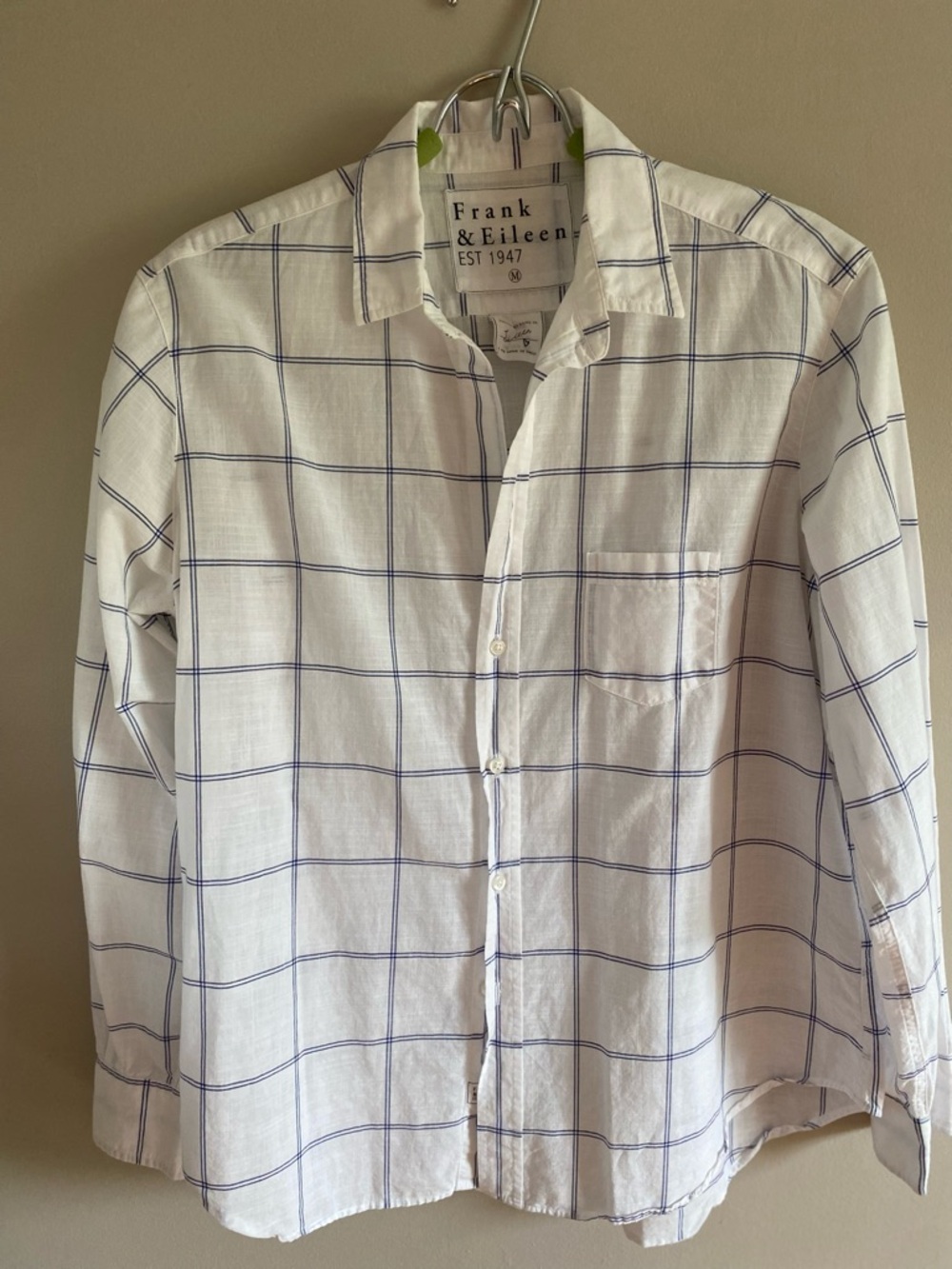 Frank & Eileen EUC Blue and White Windowpane Button down- Sz M